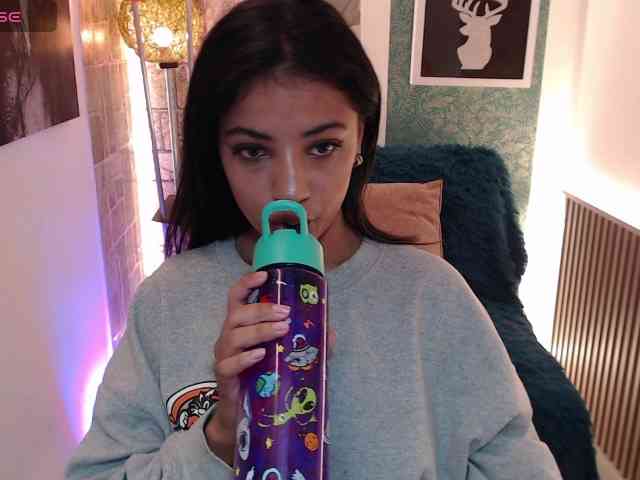 Scarleet-miaa webcam