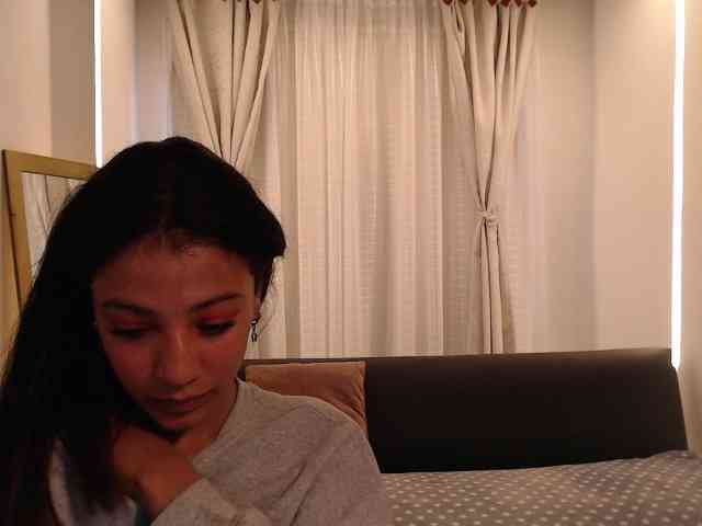 Scarleet-miaa webcam