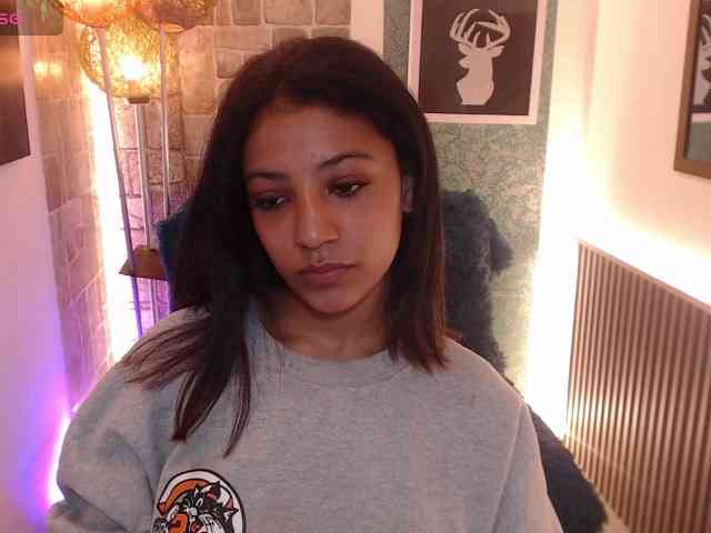 Scarleet-miaa Sex Cam Show