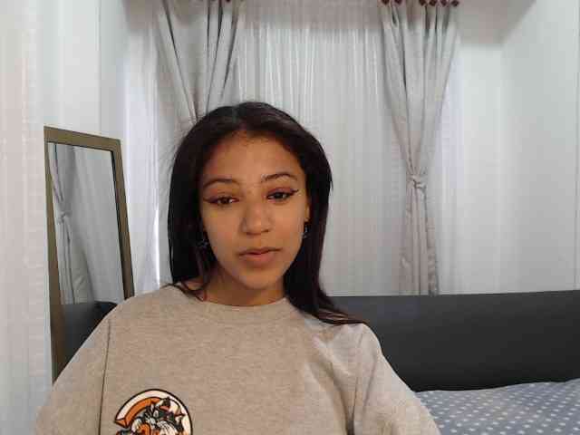 Scarleet-miaa webcam