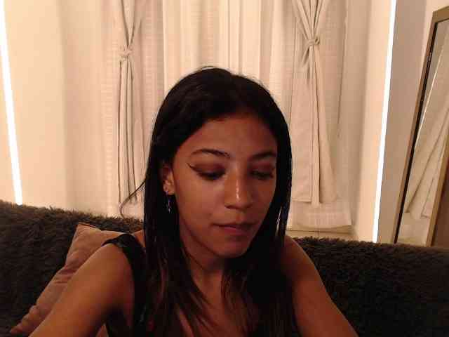 Scarleet-miaa webcam