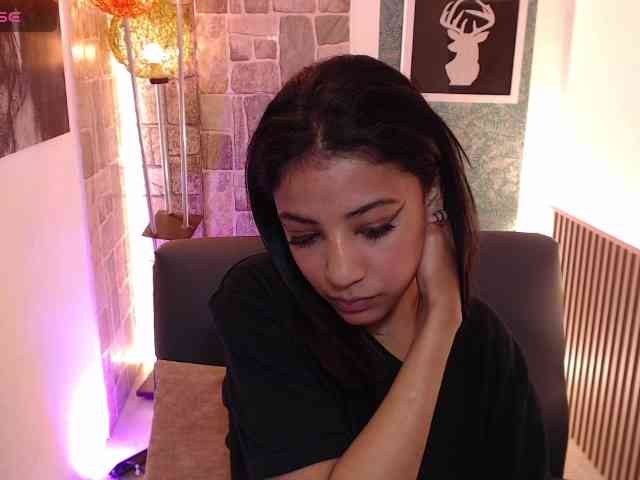 Scarleet-miaa webcam