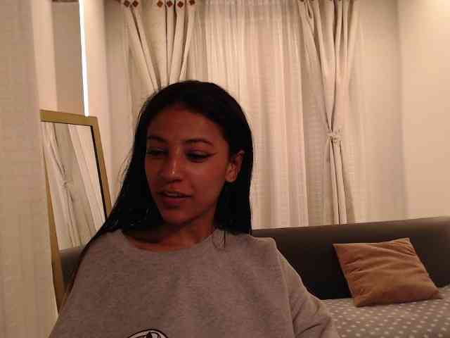 Scarleet-miaa webcam