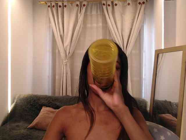 Scarleet-miaa webcam