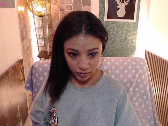 Scarleet-miaa webcam