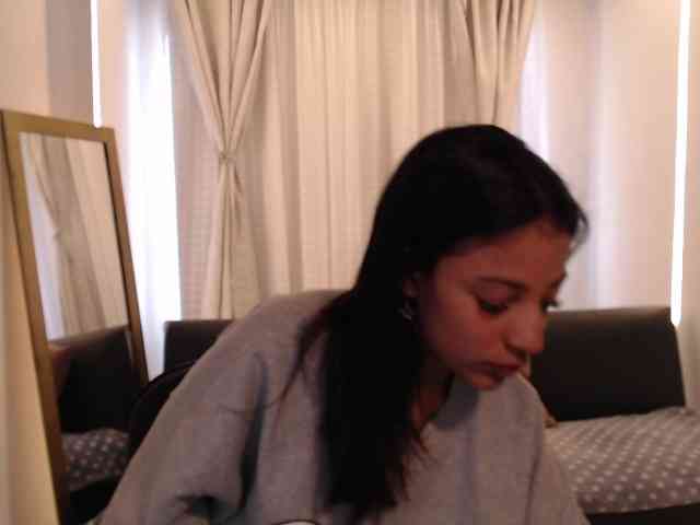 Scarleet-miaa webcam