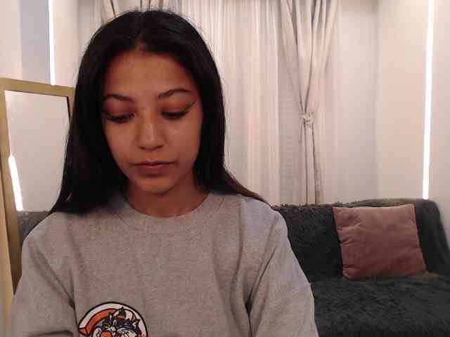 Scarleet-miaa webcam