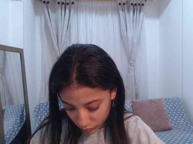 Scarleet-miaa webcam