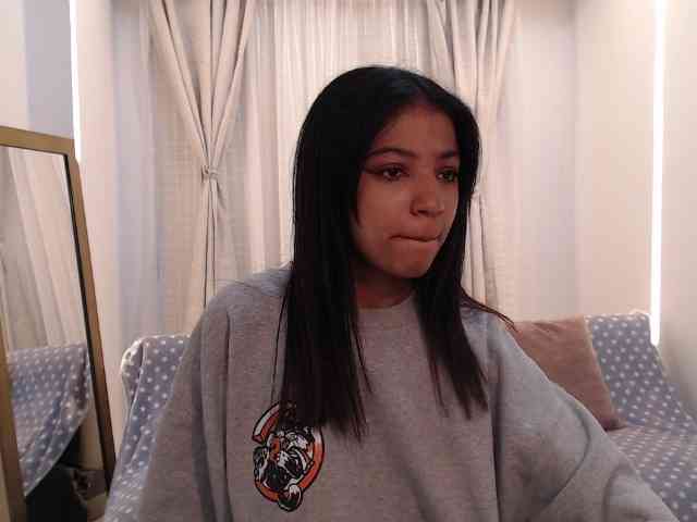 Scarleet-miaa webcam