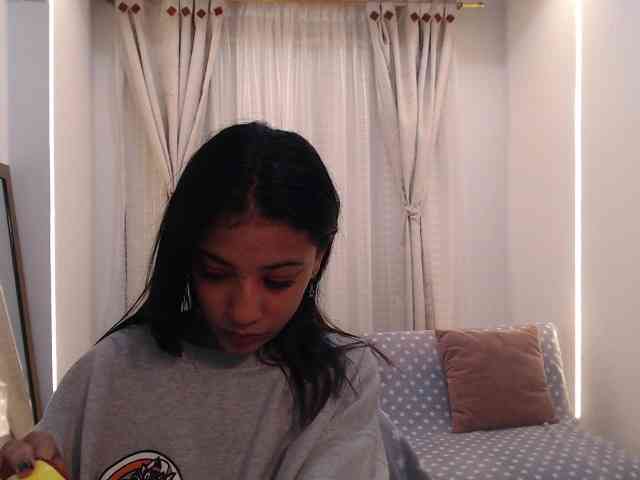 Scarleet-miaa webcam