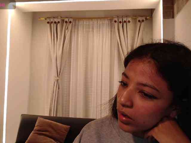 Scarleet-miaa webcam