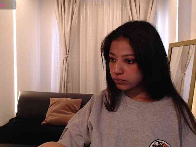 Scarleet-miaa webcam