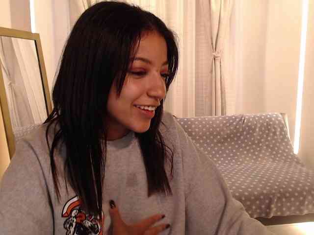 Scarleet-miaa webcam