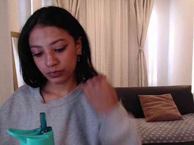 Scarleet-miaa webcam