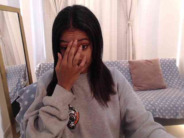 Scarleet-miaa webcam