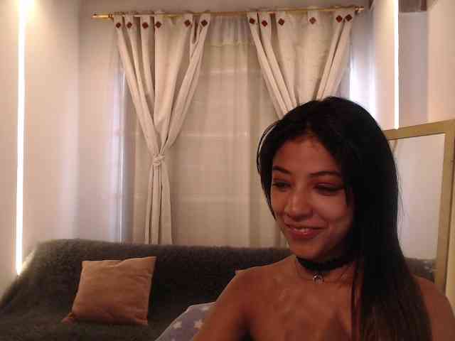 Scarleet-miaa webcam