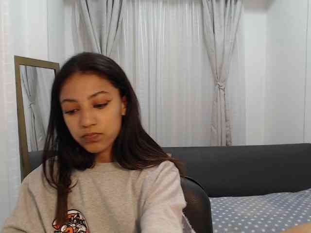 Scarleet-miaa webcam