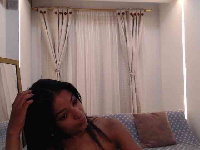 Scarleet-miaa webcam