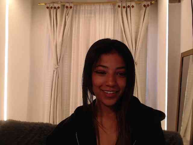 Scarleet-miaa webcam