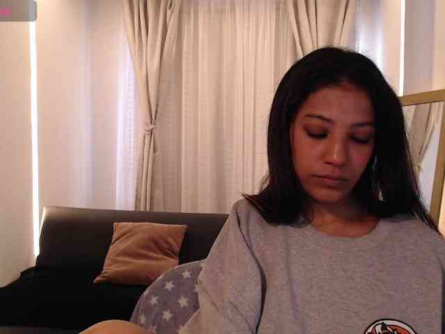 Scarleet-miaa webcam