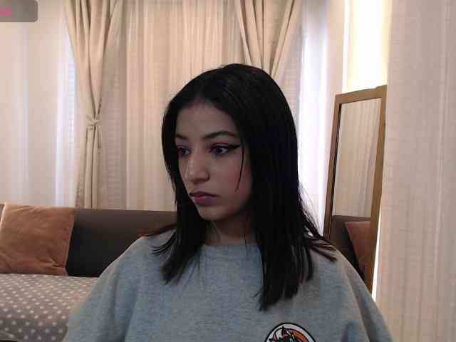 Scarleet-miaa webcam