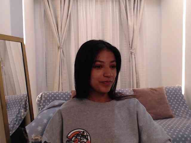 Scarleet-miaa webcam