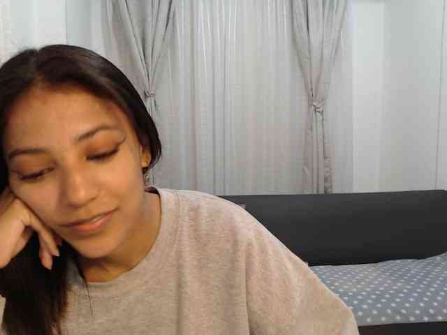 Scarleet-miaa webcam