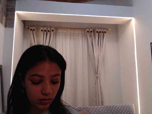 Scarleet-miaa webcam