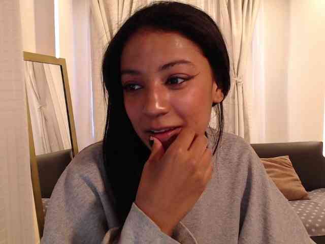 Scarleet-miaa webcam