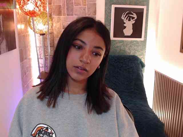 Scarleet-miaa webcam