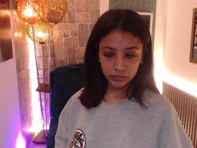 Scarleet-miaa webcam