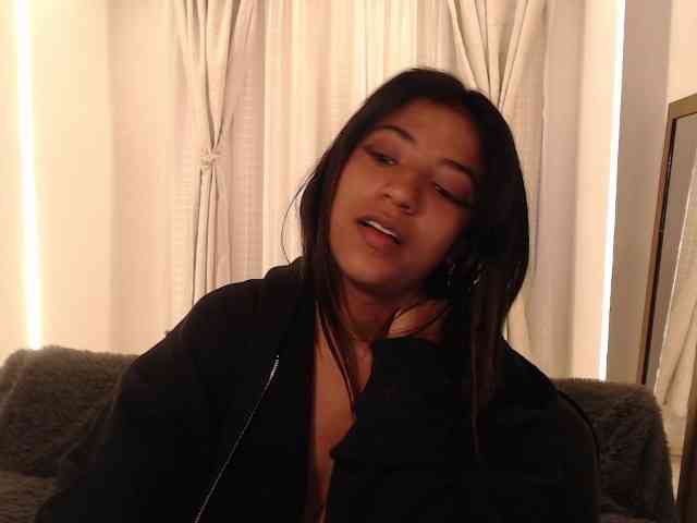 Scarleet-miaa webcam