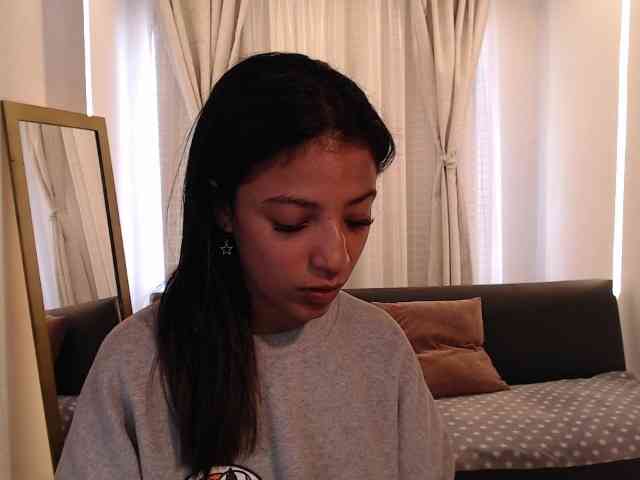Scarleet-miaa webcam