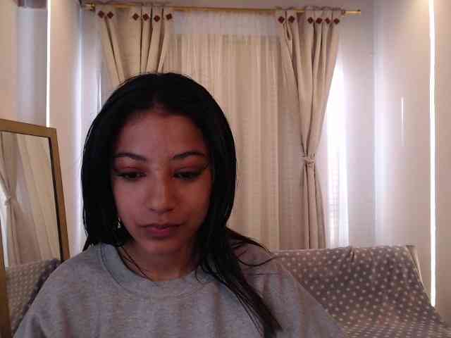 Scarleet-miaa webcam