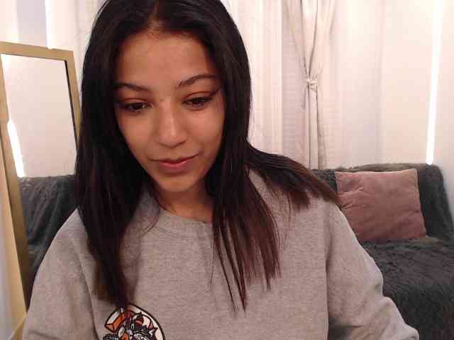 Scarleet-miaa webcam