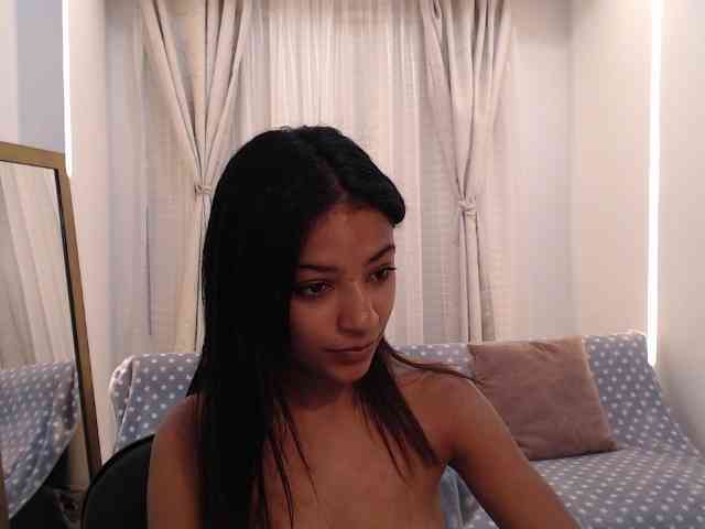 Scarleet-miaa webcam