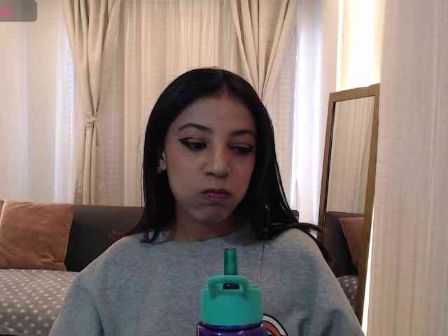 Scarleet-miaa webcam