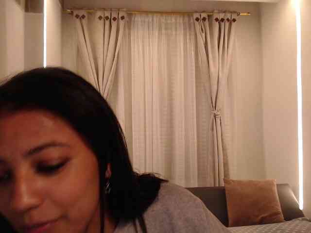Scarleet-miaa webcam