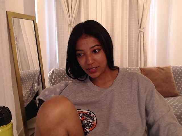Scarleet-miaa webcam
