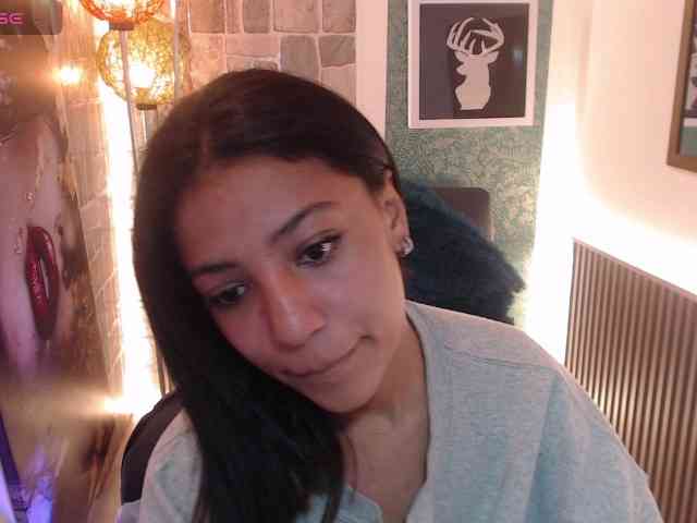 Scarleet-miaa webcam
