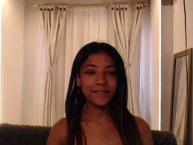 Scarleet-miaa webcam