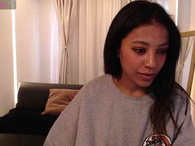Scarleet-miaa webcam