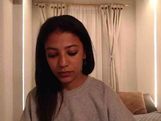 Scarleet-miaa webcam