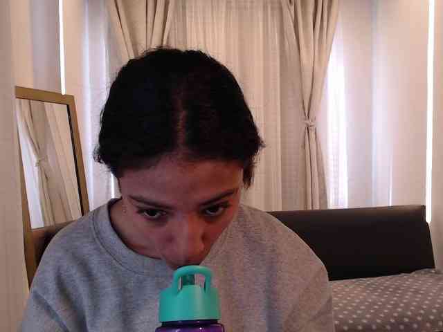 Scarleet-miaa webcam