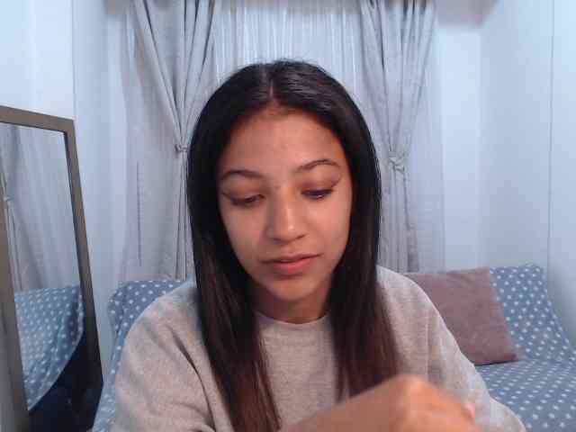 Scarleet-miaa webcam