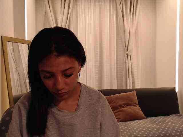 Scarleet-miaa webcam