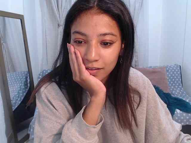 Scarleet-miaa webcam