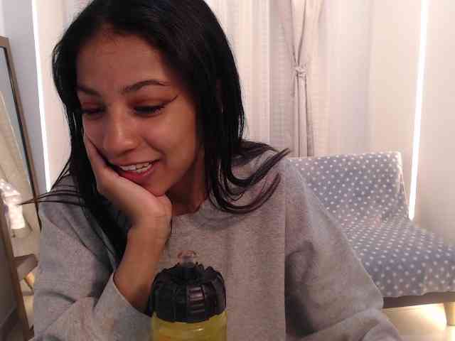 Scarleet-miaa webcam