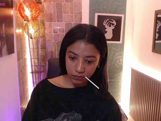 Scarleet-miaa webcam