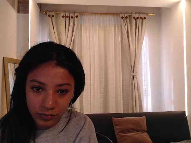 Scarleet-miaa webcam